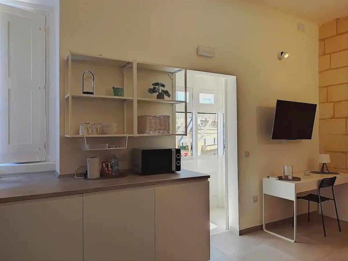 Ninety Eight Boutique Living Hotel Cospicua Bagian luar foto
