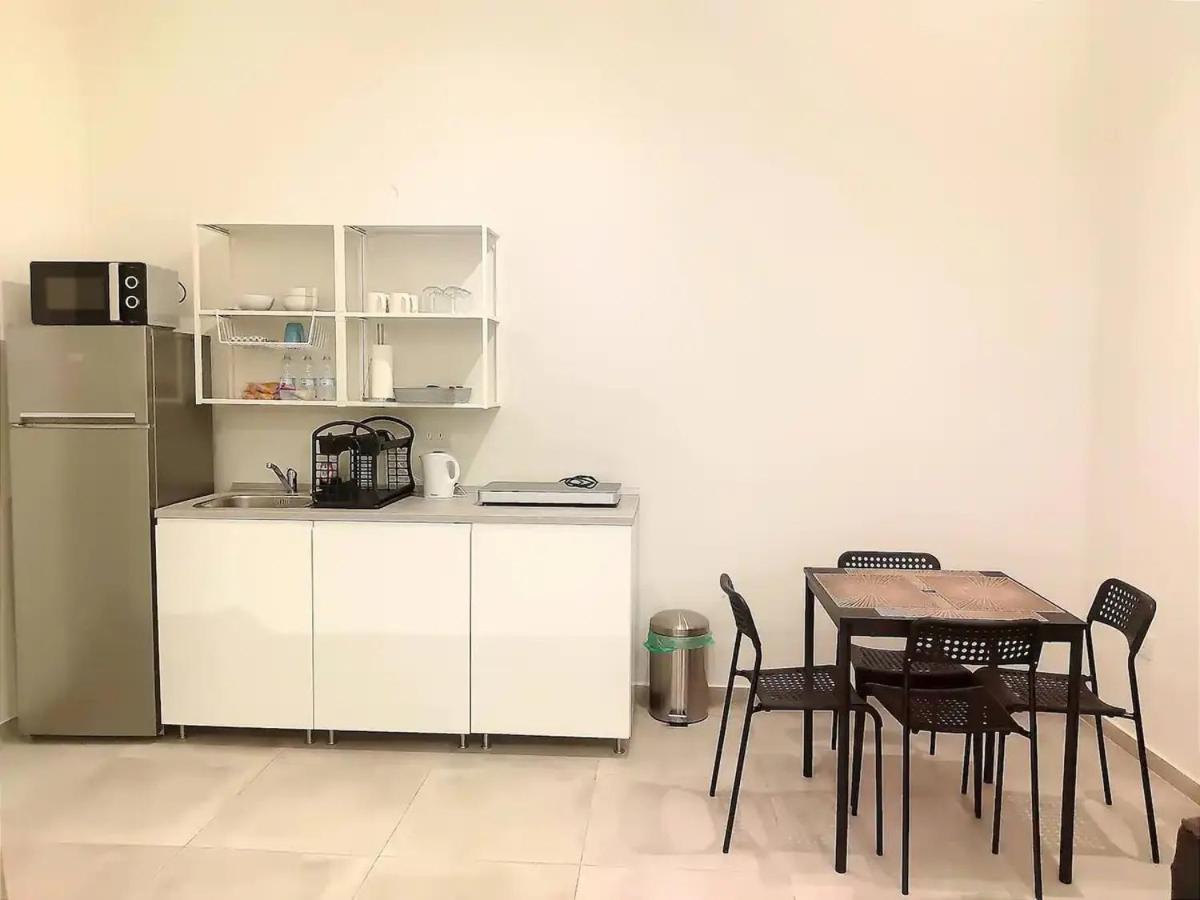 Ninety Eight Boutique Living Hotel Cospicua Bagian luar foto
