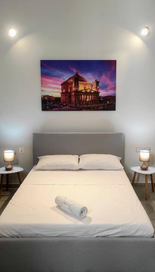 Ninety Eight Boutique Living Hotel Cospicua Bagian luar foto