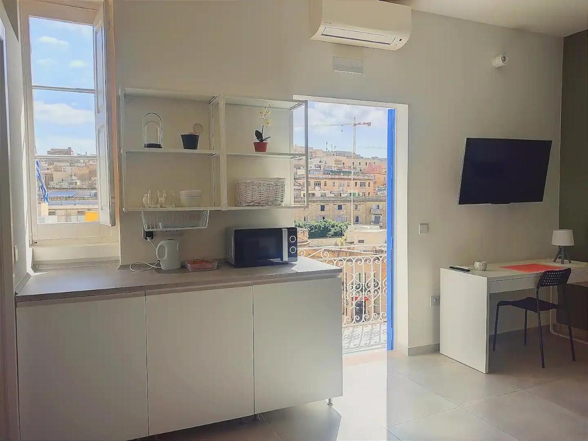 Ninety Eight Boutique Living Hotel Cospicua Bagian luar foto